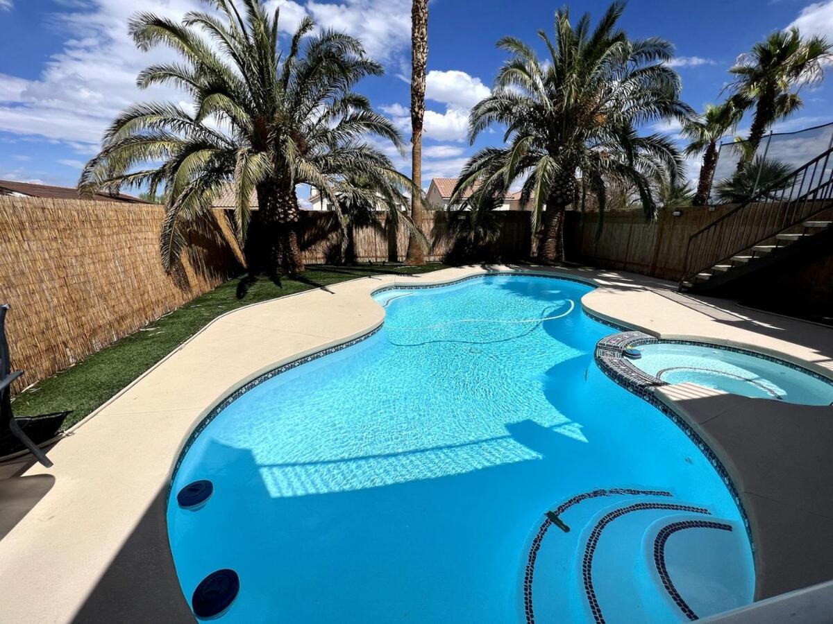 Big 4 Bedroom With A Pool Сasa de vacaciones