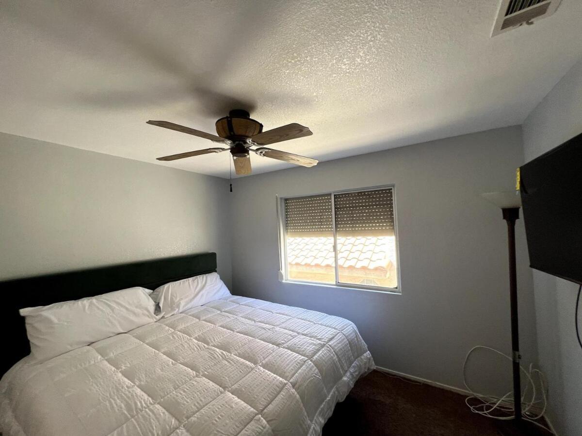 Big 4 Bedroom With A Pool Сasa de vacaciones